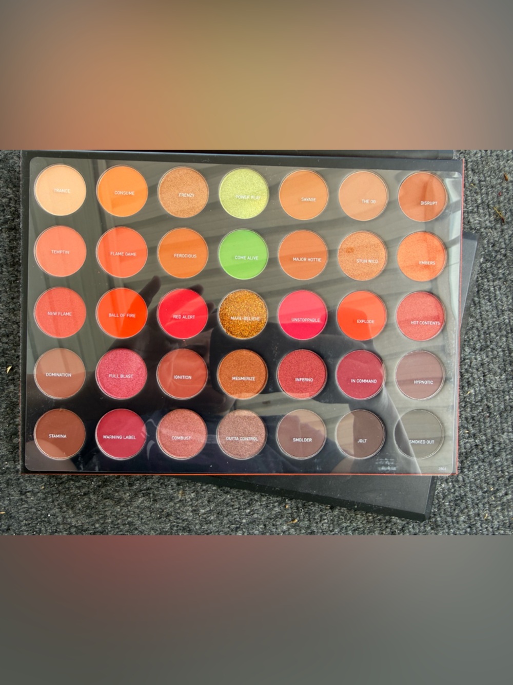 4-Morphe Eyeshadow Makeup Palettes - Picture 8 of 12